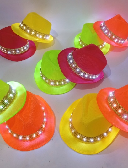 Tangueros coloridos, decoración simple en dorado