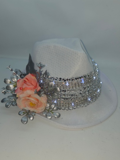 Tanguero blanco bordado con flores
