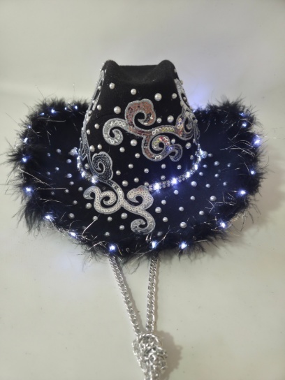 Cowboy bordado con arabescos y luces