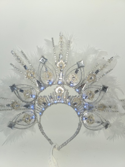 Vincha doble filigranas con plumas