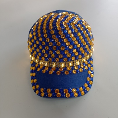 Gorra bicolor bordada