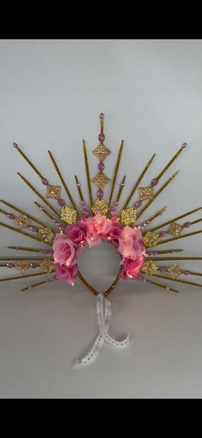 Vincha desflecada con flores y filigranas
