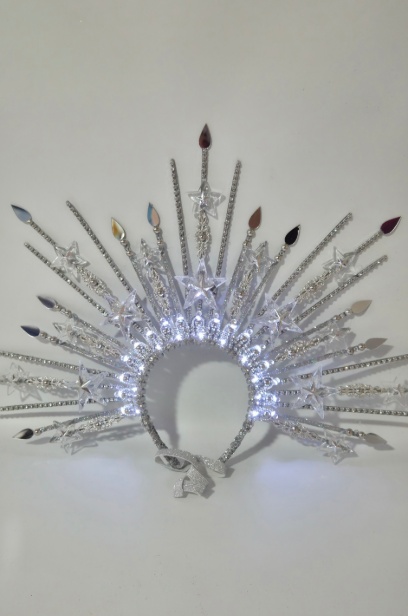 Vincha desflecada con estrellas