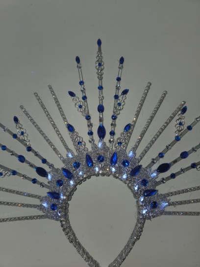 Vincha desflecada con gemas y strass