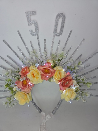 Vincha desflecada personalizada con flores
